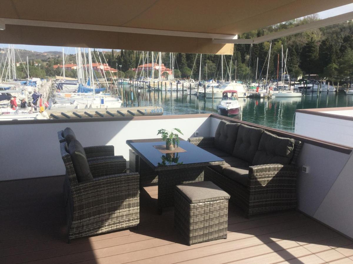 Ferienhaus Floating House - Arena 2 *